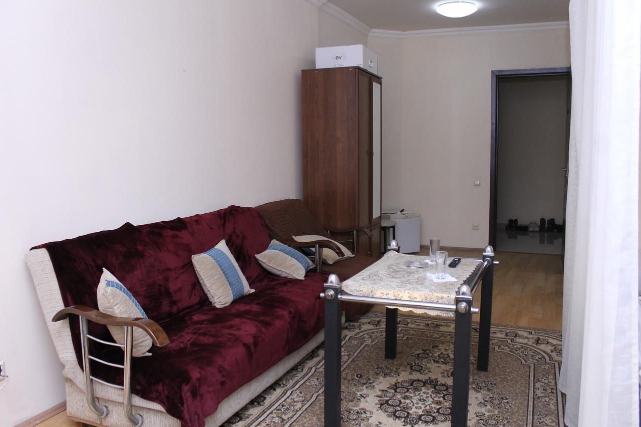 באטומי Hotel Hayat מראה חיצוני תמונה