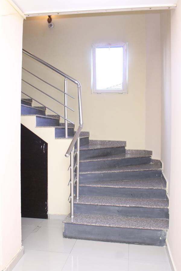 באטומי Hotel Hayat מראה חיצוני תמונה