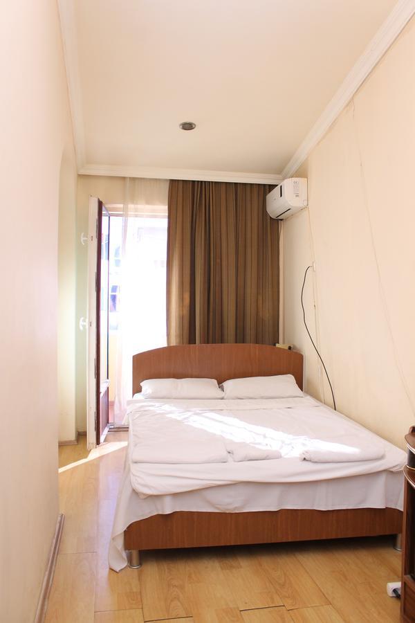 באטומי Hotel Hayat מראה חיצוני תמונה